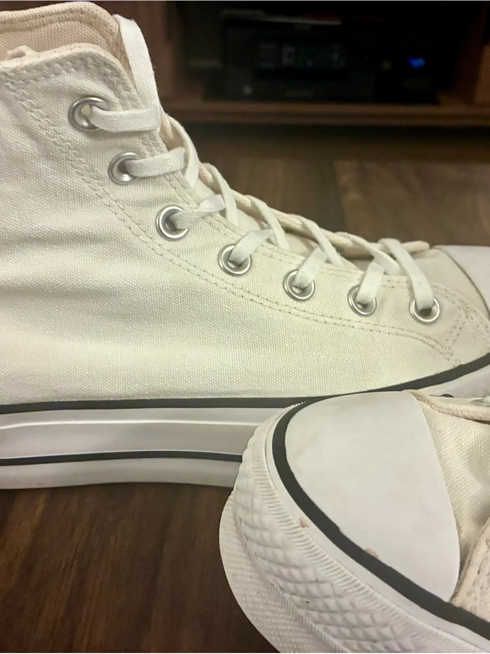 Converse All Stars white platform